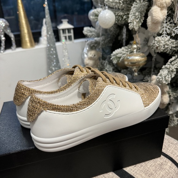 Authentic Chanel Tweed Sneakers - Picture 10 of 16